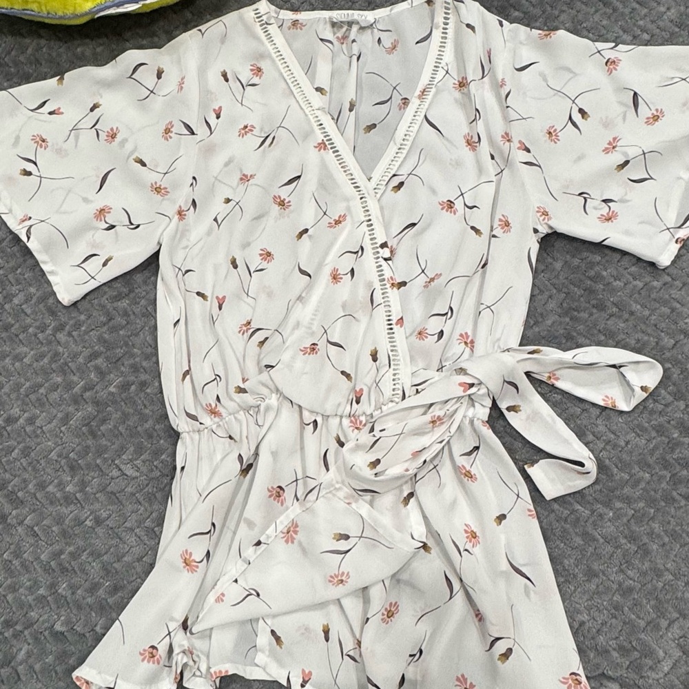 Sienna Sky Floral Blouse in Cream and Pink